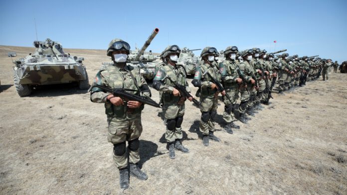 azerbeycan_ordusu_ilerlemeye