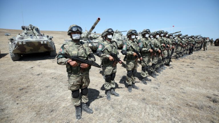 Azerbaycan Ordusu İlerlemeye Devam Ediyor