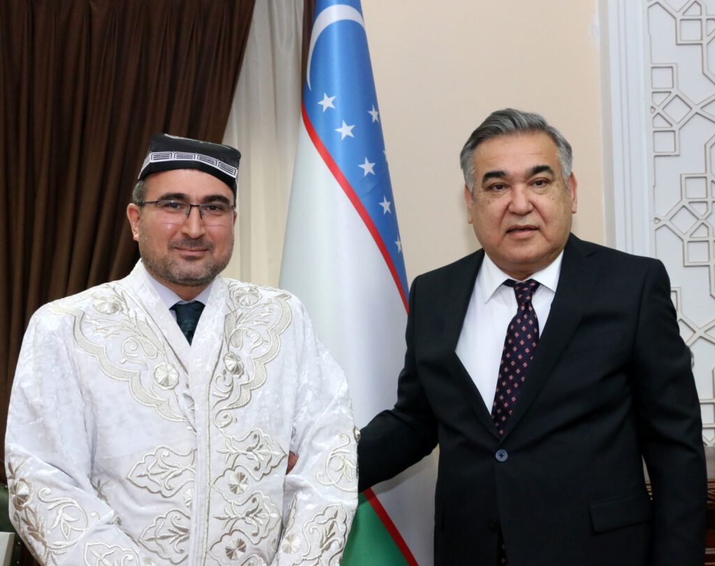hikmet_eren_ozbekistan1