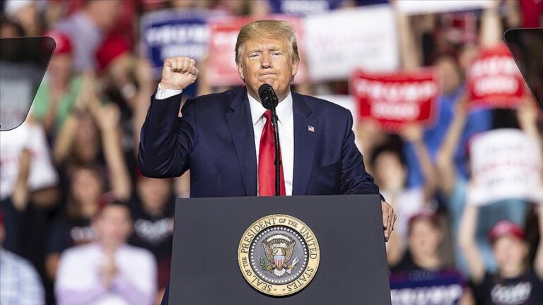 Trump’ın Dili, Yeni ABD’nin Kimliği mi?