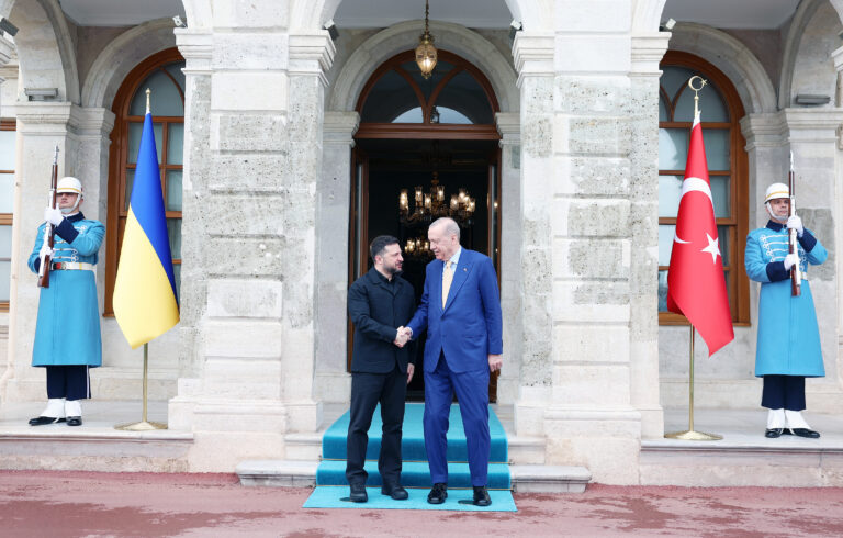 Cumhurbaşkanı Erdoğan ile Ukrayna Devlet Başkanı Zelenskiy, İstanbul’da Bir Araya Geldi